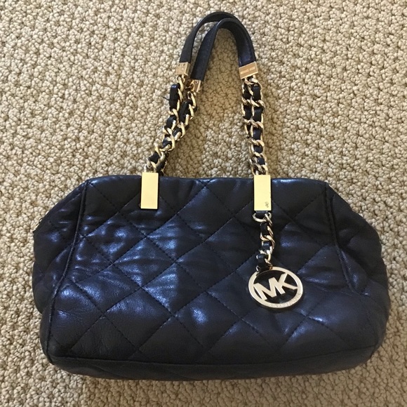 Michael Kors Handbags - 🌹SOLD🌹Michael Kors Black Purse